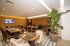 Rayelin Hotel Old Town