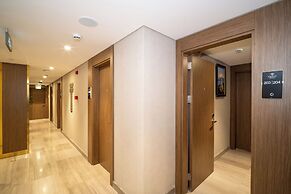 Rayelin Hotel Old Town