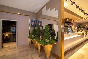 Rayelin Hotel Old Town