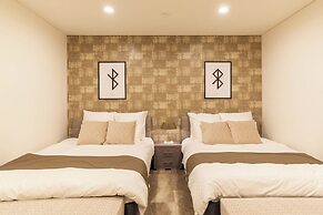 Bijou Suites AI PREMIUM