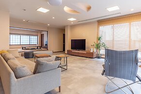 Bijou Suites AI PREMIUM