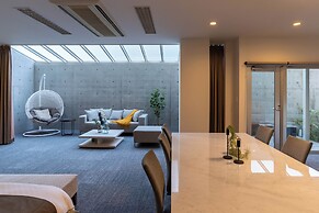 Bijou Suites AI PREMIUM