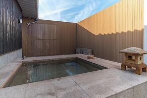 Bijou Suites AI PREMIUM