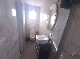 Impeccable 2-bed Apartment in Rab