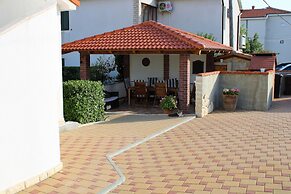 Impeccable 2-bed Apartment in Rab