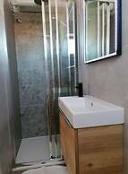 Impeccable 2-bed Apartment in Rab