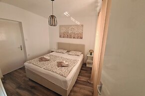 Impeccable 2-bed Apartment in Rab