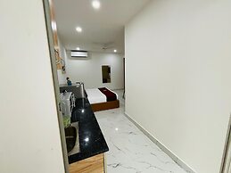 The Lodgers Studio Apartment Sector 52