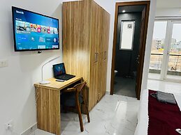 The Lodgers Studio Apartment Sector 52