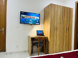 The Lodgers Studio Apartment Sector 52