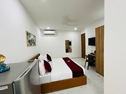 The Lodgers Studio Apartment Sector 52