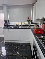 Birmingham Blissful House