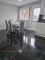 Birmingham Blissful House