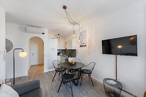 Le Giare PT-7 by Wonderful Italy