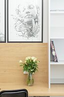 Stylish Studio Seredyńskiego by Renters