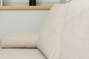 Stylish Studio Seredyńskiego by Renters