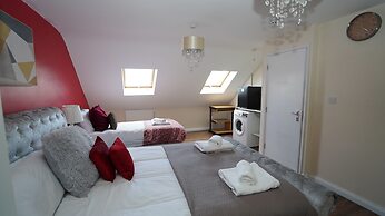 59B Comfortable Home Sleeps 8