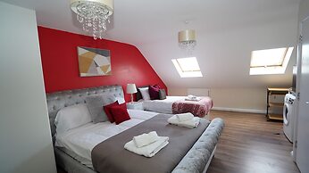 59B Comfortable Home Sleeps 8