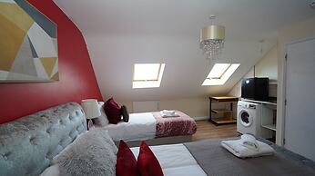 59B Comfortable Home Sleeps 8