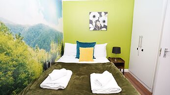 Spacious 3BR House Sleeps 6