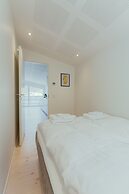 Seaside Nest | Charming Waterfront Retreat