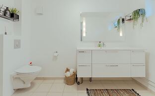 Lovely Apartment | 10 Min Walk From City Centre