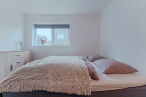 Lovely Apartment | 10 Min Walk From City Centre