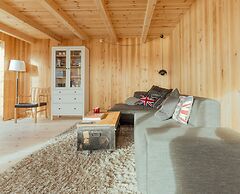 Seaside Escape - 2 Bedroom Home With Stunning Views