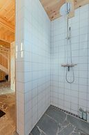 Seaside Escape - 2 Bedroom Home With Stunning Views