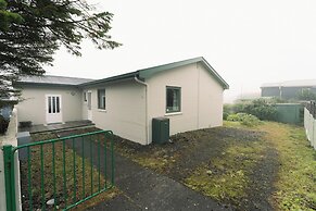 Charming 2-Bedroom Home | 20 Min Walk To City Centre