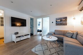 Tranquil Village Retreat | Tjørnuvík