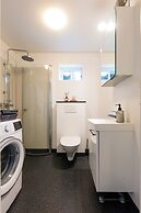 Tranquil Village Retreat | Tjørnuvík