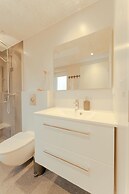 Charming Artistic Retreat | Panoramic View