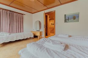 The Cake Store Guesthouse