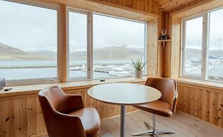 Lítlastova | A Charming Boathouse Getaway