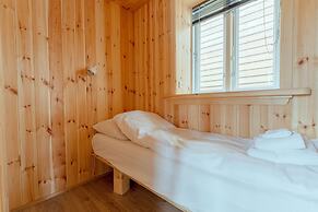 Lítlastova | A Charming Boathouse Getaway