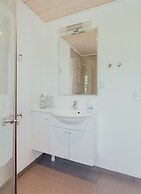 Charming Cottage In Tranquil Village - Hot Tub