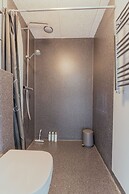 Cozy Family Home In Vestmanna