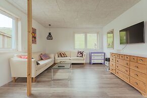 Cozy Family Home In Vestmanna