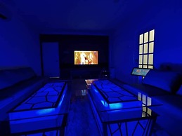 Seremban Resort Villa by uBook