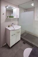 Beautiful apt near the sea by GHH