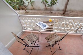 Beautiful apt near the sea by GHH