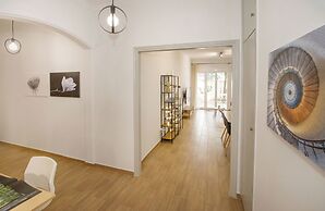 Beautiful apt near the sea by GHH