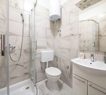 Sunshine Holiday Home