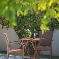 Sunshine Holiday Home