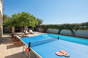 Sunshine Holiday Home