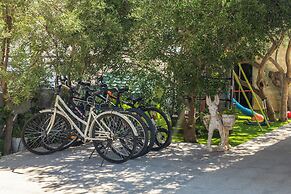 Sunshine Holiday Home