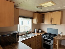 Seaside Charm Carvan in Leys Down on sea