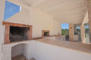 TD Trulli Benedetta w Pool in Peaceful Nature