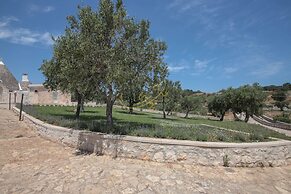 TD Trulli Benedetta w Pool in Peaceful Nature